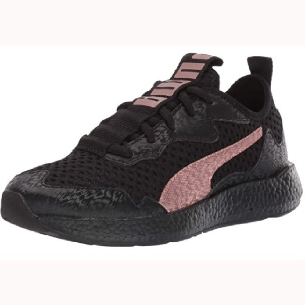 PUMA Women's Nrgy Neko Skim Sneaker Size 6.5